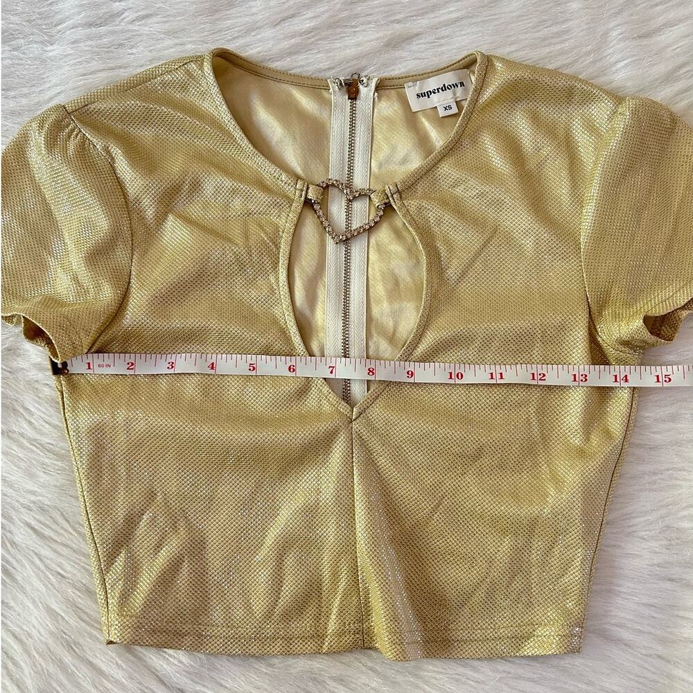 Revolve Superdown Kristin Crop Top Gold Crystal Heart Cutout Size XS Gold Wire - Picture 13 of 15